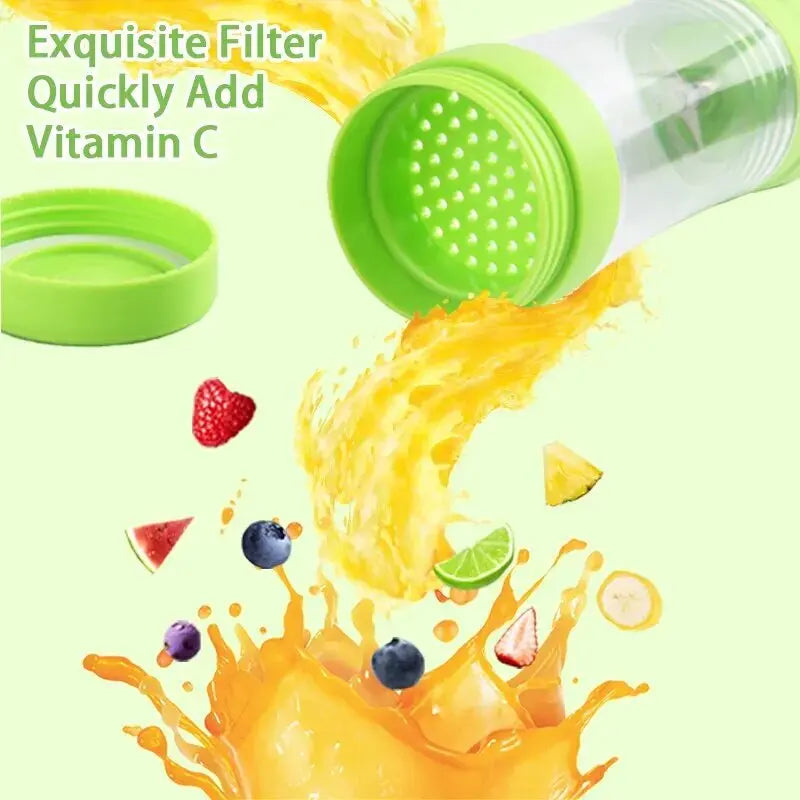 Portable blender/ smoothie maker. USB rechargeable.